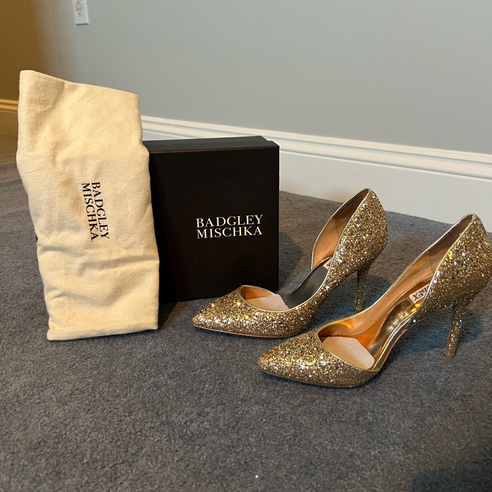 Badgley Mischka Daisy ll size 7